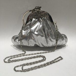 SILVER METALLIC  EVENGING BAG CLUTCH